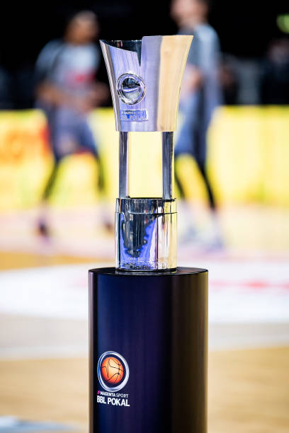 旧能在他们 旧能在他们