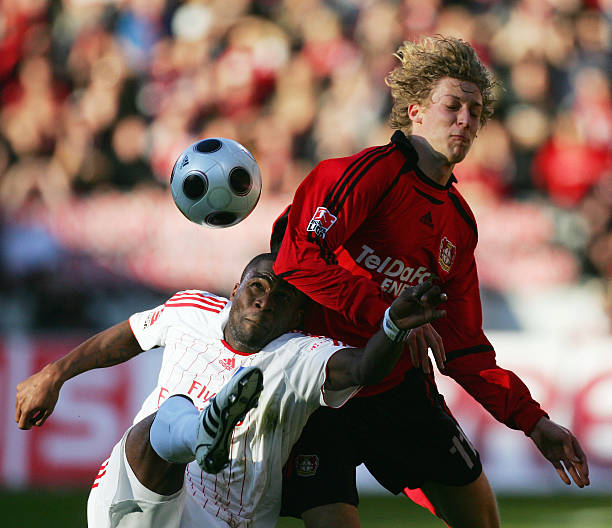 轻球员在高 轻球员在高