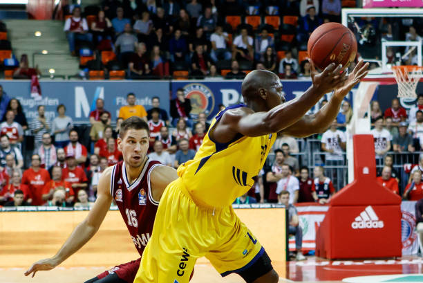 速融入球队 速融入球队