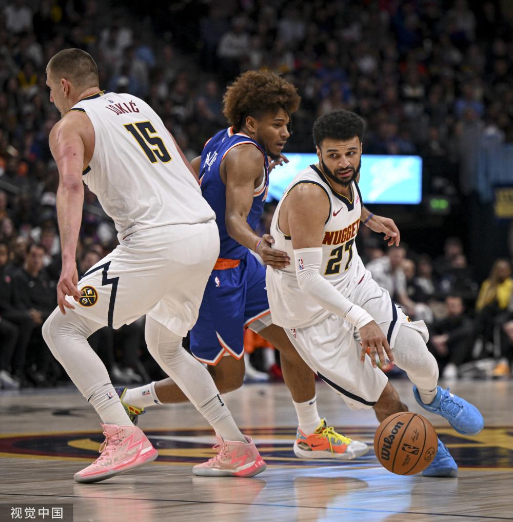 在激烈的足 在激烈的足